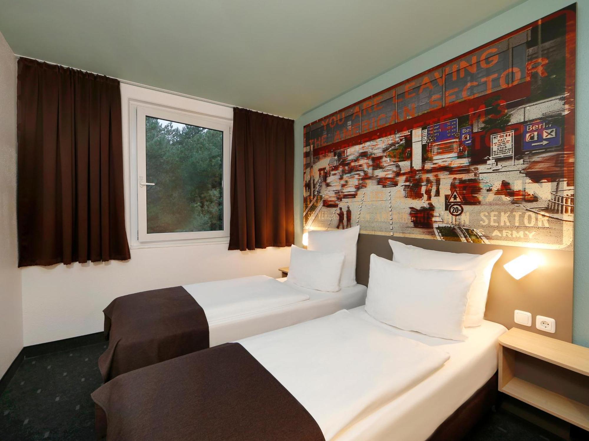 บีแอนด์บี โฮเทล เบอร์ลิน-ไดรลินเดิน Hotel ไคลน์มัคโนว ภายนอก รูปภาพ