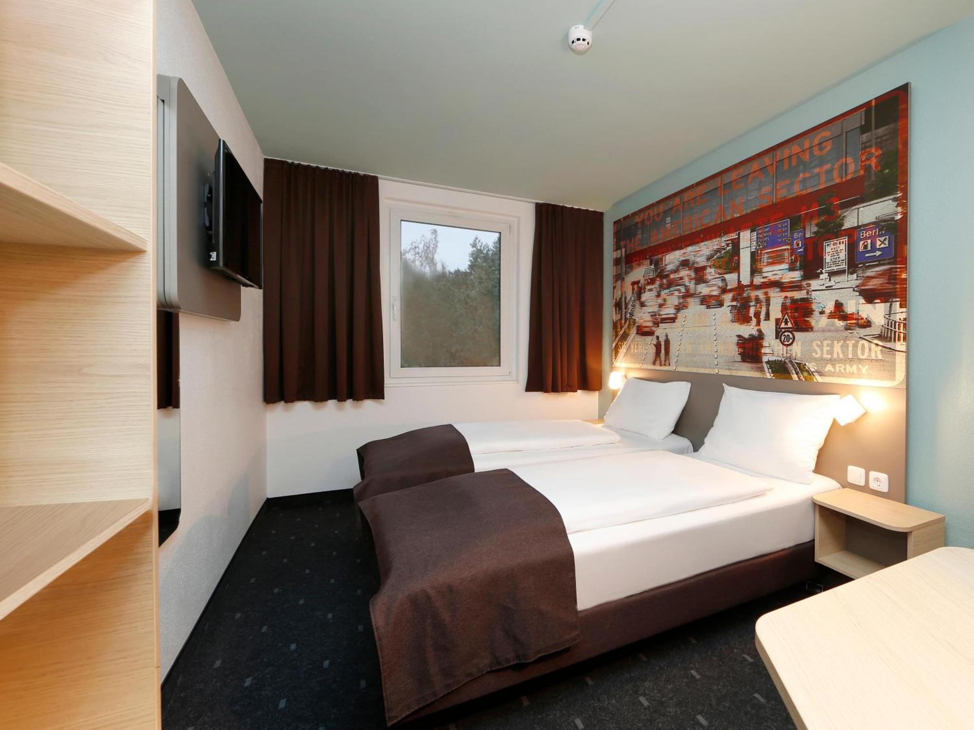 บีแอนด์บี โฮเทล เบอร์ลิน-ไดรลินเดิน Hotel ไคลน์มัคโนว ภายนอก รูปภาพ