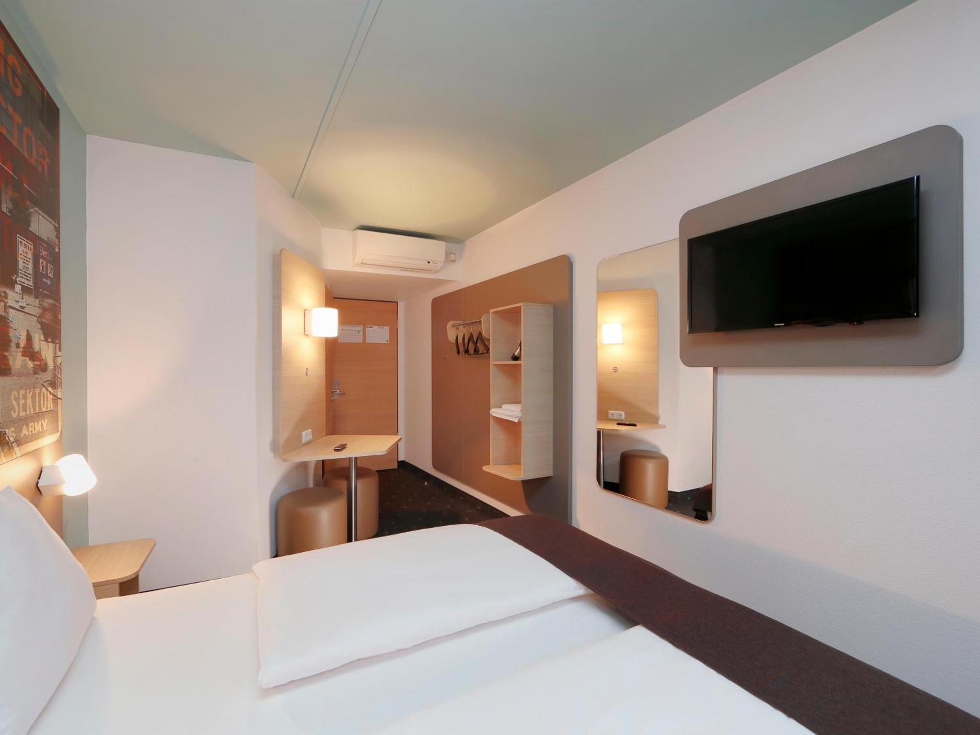บีแอนด์บี โฮเทล เบอร์ลิน-ไดรลินเดิน Hotel ไคลน์มัคโนว ภายนอก รูปภาพ
