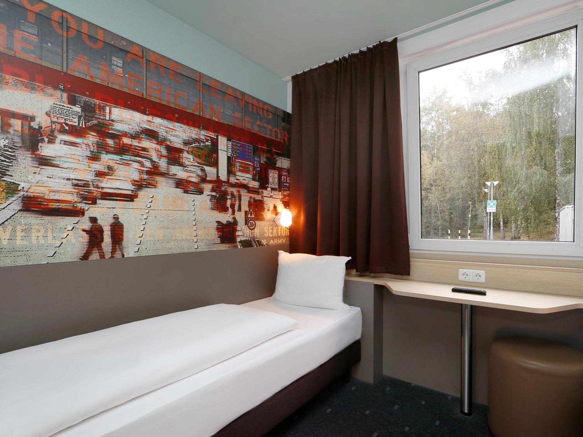 บีแอนด์บี โฮเทล เบอร์ลิน-ไดรลินเดิน Hotel ไคลน์มัคโนว ภายนอก รูปภาพ